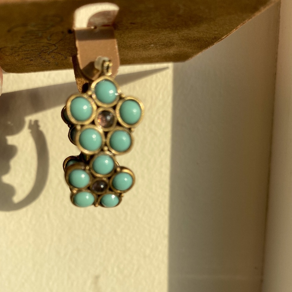 Lucky Brand Braass faux turquoise earrings NWT - Picture 5 of 5